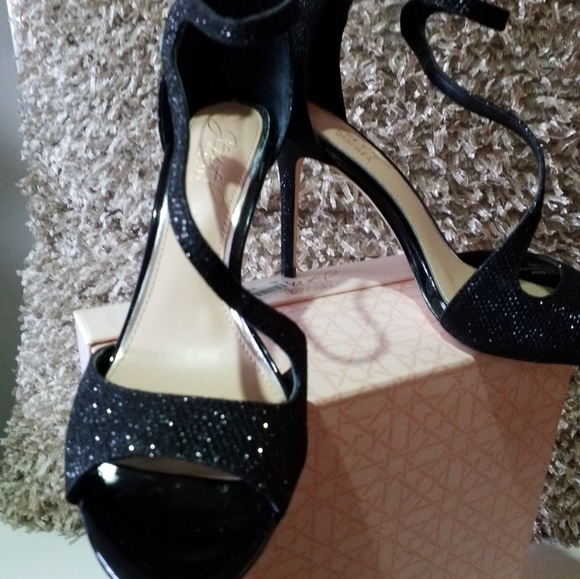 Bagley Mischka Jewel Shoes - Picture 6 of 8